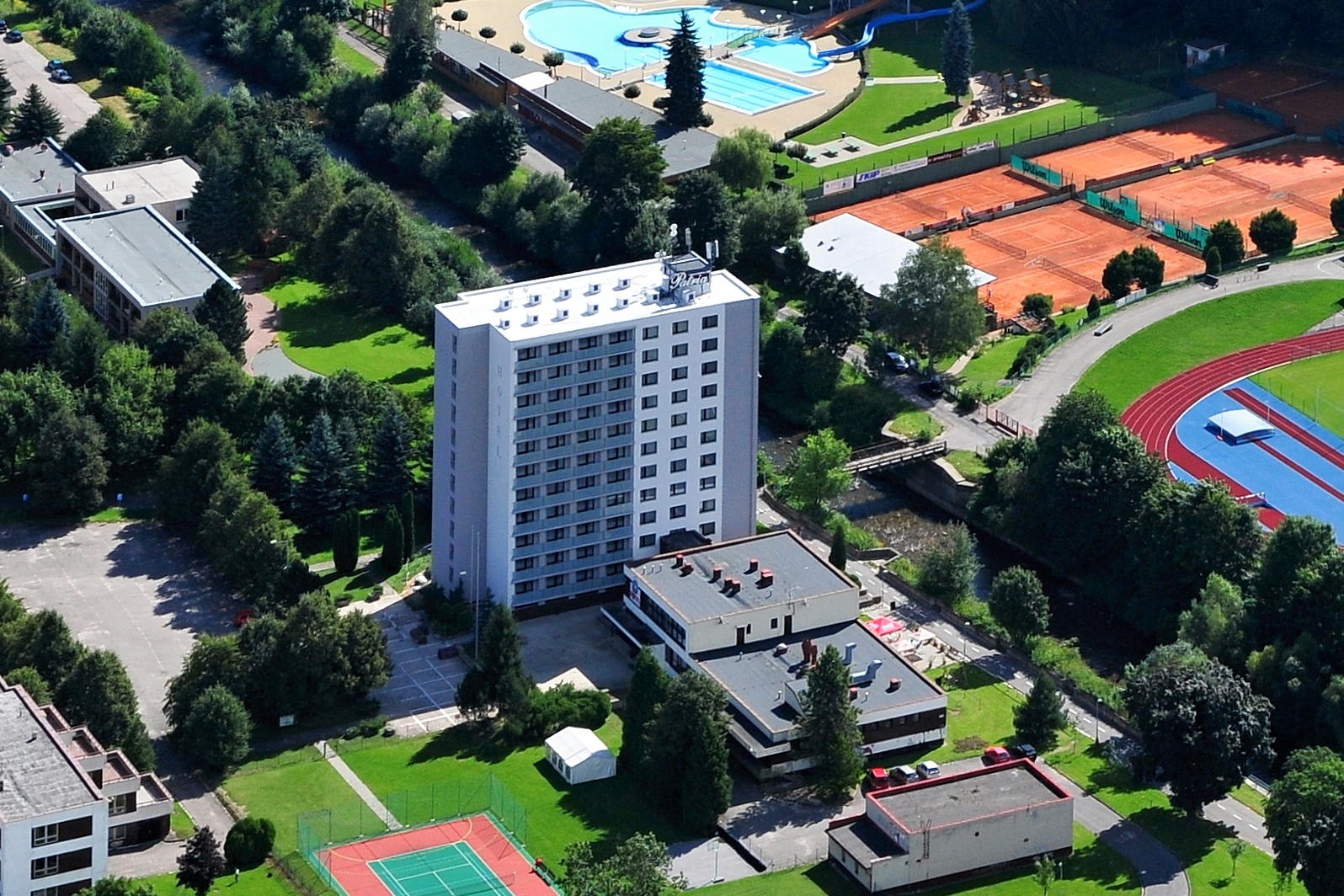 26401-image-03 hotel patria trutnov letecky.jpg